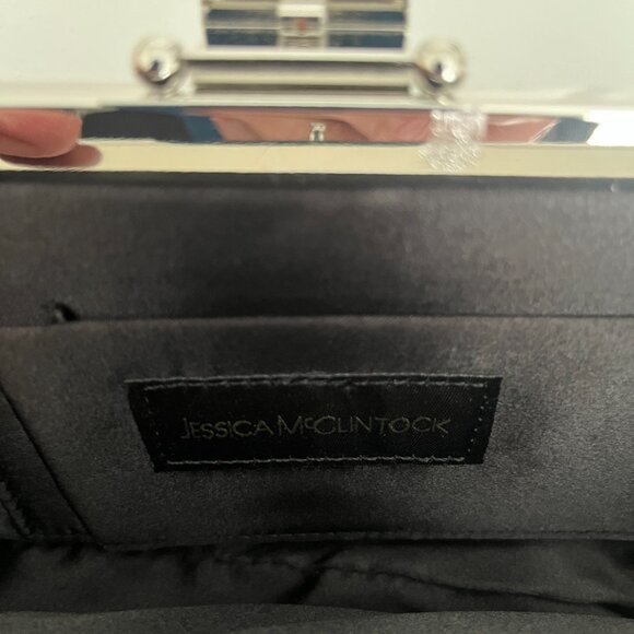 Gunne Sax by Jessica McClintock® Black Pleated Satin Convertible Clutch Chain - Picture 3 of 11